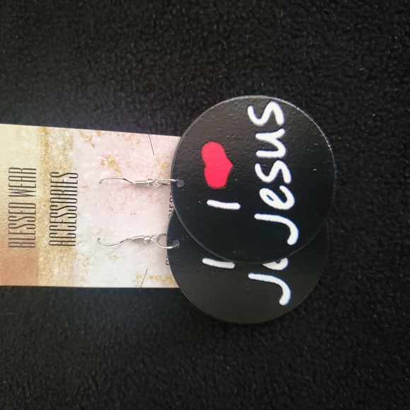 NEW!!! I LOVE❤JESUS EARRINGS - Picture 5 of 5